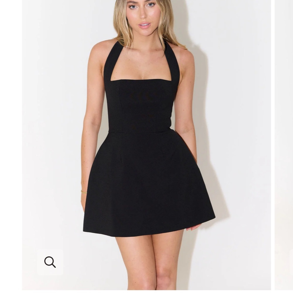 NWT Odd Muse Ultimate Structured Mini Dress Black Small